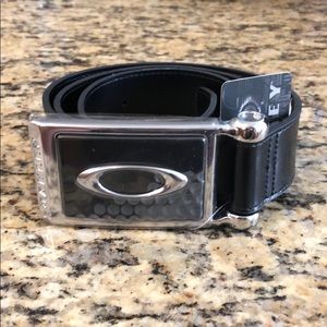 Oakley Belt